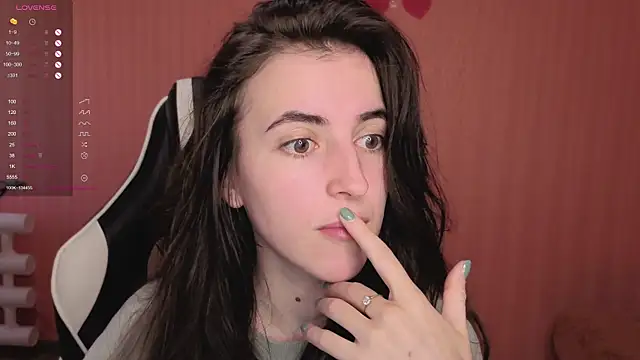 Snapshot of reaiss chatting on 11, 9, 2025 reaiss online show from 11, 9, 2025