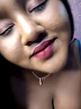 Snapshot of horny_diana chatting on 2, 6, 2026 horny diana online show from 2, 6, 2026