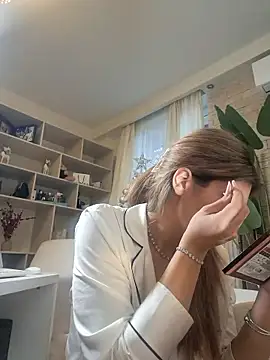 Bella Posh online show from 10, 1, 2026