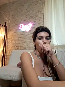 Bella Posh online show from 1, 2, 2026