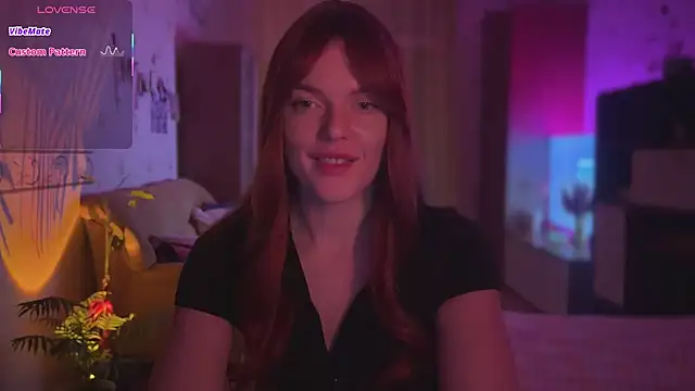 Snapshot of CherryRed_Girl chatting on 21, 5, 2026 CherryRed Girl online show from 21, 5, 2026