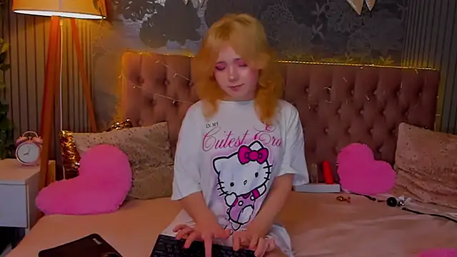 EmilyAngells online show from 7, 1, 2026