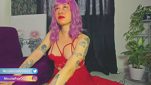 NicoleFox23  online show from 11, 3, 2025