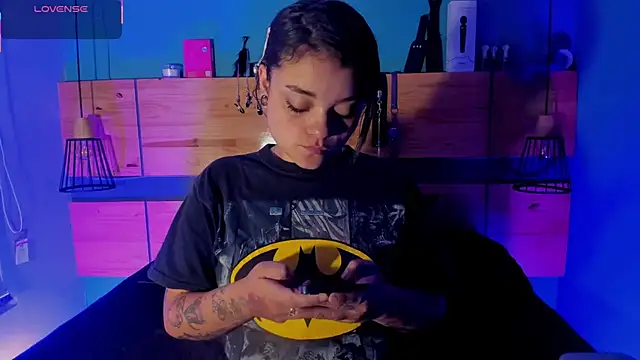 ChloeAllennn online show from 17, 3, 2026