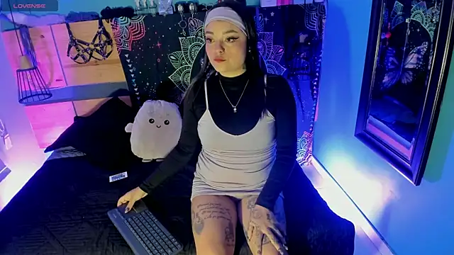 Snapshot of ChloeAllennn chatting on 23, 4, 2026 ChloeAllennn online show from 23, 4, 2026