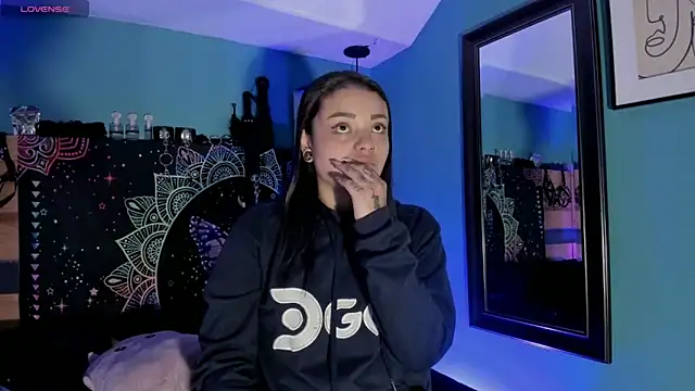 Snapshot of ChloeAllennn chatting on 3, 5, 2026 ChloeAllennn online show from 3, 5, 2026