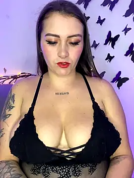 Luna kitty online show from 25, 11, 2025