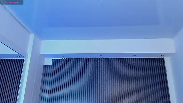 Ivaannaa  online show from 12, 2, 2026