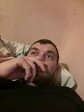 Snapshot of daniel21p chatting on 28, 2, 2025 daniel21p online show from 28, 2, 2025