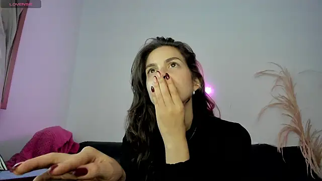 Snapshot of jessyegoldenn chatting on 24, 5, 2026 jessyegoldenn online show from 24, 5, 2026