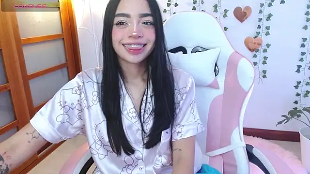 Snapshot of hellokitty__valery chatting on 25, 6, 2026 hellokitty valery online show from 25, 6, 2026