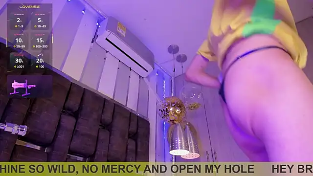 ValentinoMoreti online show from 13, 1, 2026