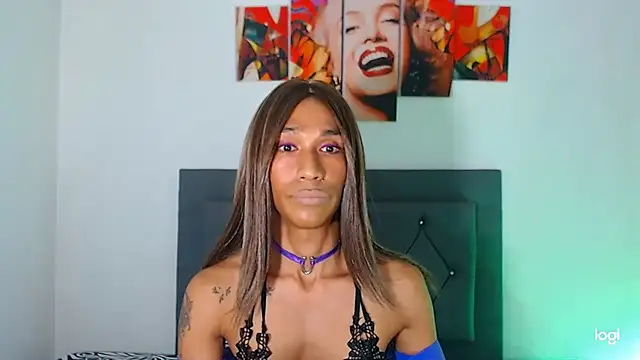 red veltet online show from 15, 4, 2026