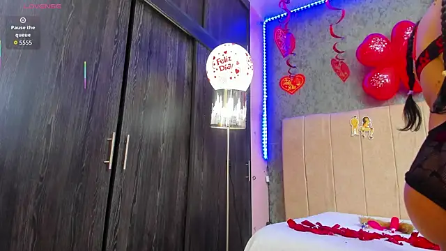 Snapshot of ava-am chatting on 21, 9, 2025 ava-am online show from 21, 9, 2025