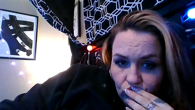 Snapshot of RubyRose33 chatting on 19, 3, 2026 RubyRose33 online show from 19, 3, 2026