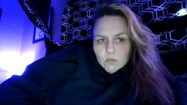 Snapshot of RubyRose33 chatting on 20, 3, 2026 RubyRose33 online show from 20, 3, 2026