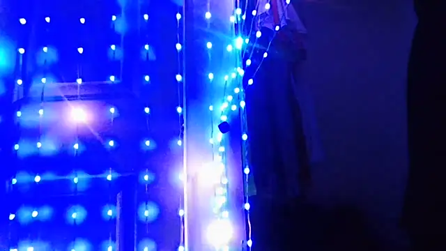 Snapshot of RubyRose33 chatting on 25, 3, 2026 RubyRose33 online show from 25, 3, 2026