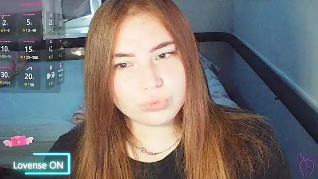 Snapshot of hot_sun chatting on 6, 10, 2025 hot sun online show from 6, 10, 2025