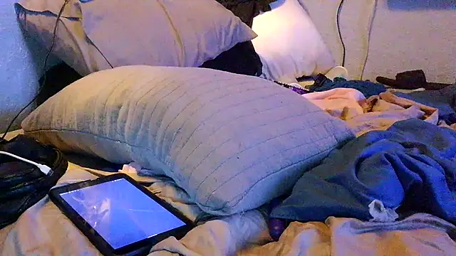 Snapshot of PornStro921 chatting on 6, 4, 2026 PornStro921 online show from 6, 4, 2026