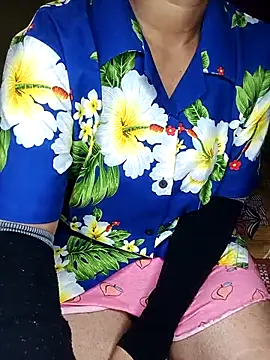 Snapshot of geetha_telugu_kan277 chatting on 29, 9, 2025 geetha telugu kan277 online show from 29, 9, 2025