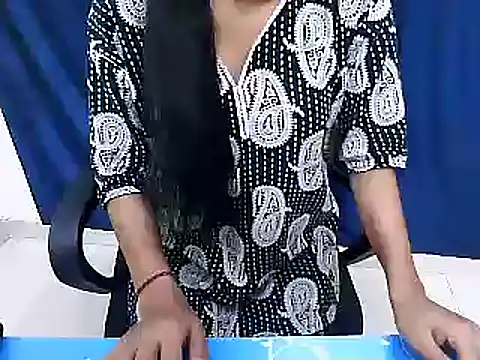 Reena600 online show from 3, 3, 2025