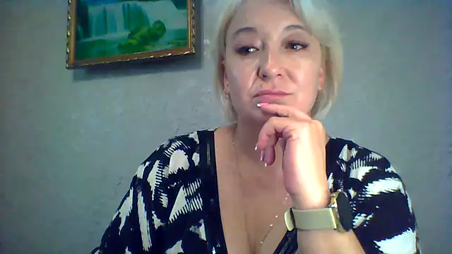 Snapshot of ArielXLoveresss chatting on 5, 8, 2026 ArielXLoveresss online show from 5, 8, 2026