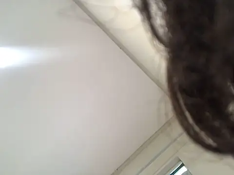 KiaraCut online show from 16, 5, 2026