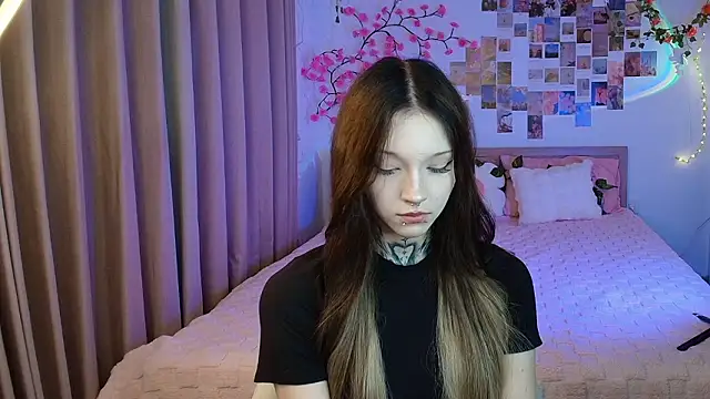 mefwhore online show from 27, 3, 2026