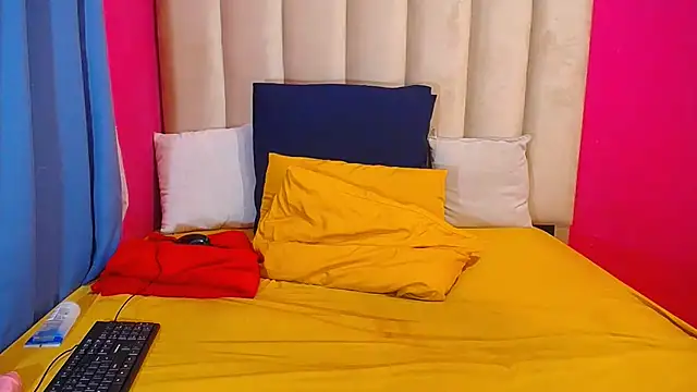 SEXYASSTINAXXX online show from 6, 11, 2025