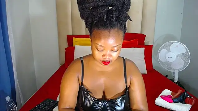 SEXYASSTINAXXX online show from 18, 2, 2026