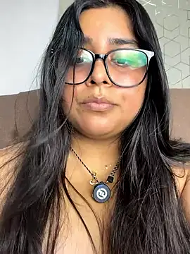 Snapshot of virginbrunette99 chatting on 7, 2, 2026 virginbrunette99 online show from 7, 2, 2026