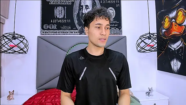 Snapshot of buddy_whitte chatting on 19, 2, 2026 buddy whitte online show from 19, 2, 2026