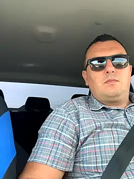 Snapshot of Mike8523 chatting on 24, 9, 2025 Mike8523 online show from 24, 9, 2025