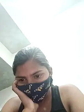 Snapshot of heena-3678 chatting on 13, 3, 2025 heena-3678 online show from 13, 3, 2025