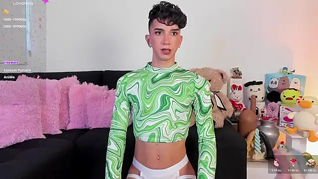 Snapshot of James_BrownT chatting on 27, 11, 2025 James BrownT online show from 27, 11, 2025