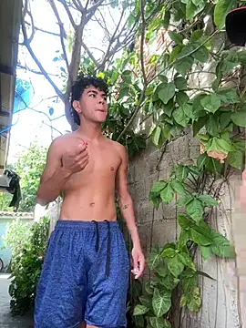 Snapshot of twinks_28 chatting on 30, 5, 2026 twinks 28 online show from 30, 5, 2026