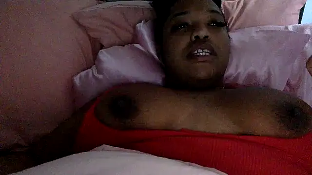 Snapshot of bronxminx chatting on 25, 2, 2025 bronxminx online show from 25, 2, 2025