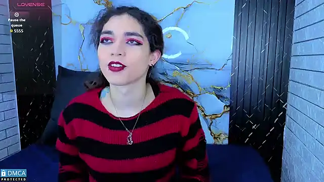 MaeveKuro online show from 9, 1, 2026