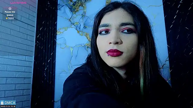 MaeveKuro online show from 6, 3, 2026