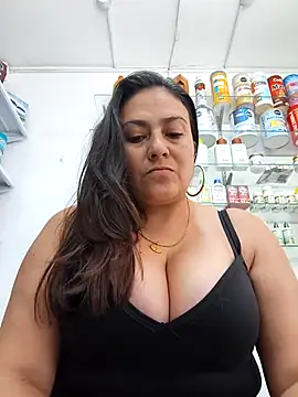 roxanasexy2025 online show from 15, 2, 2026