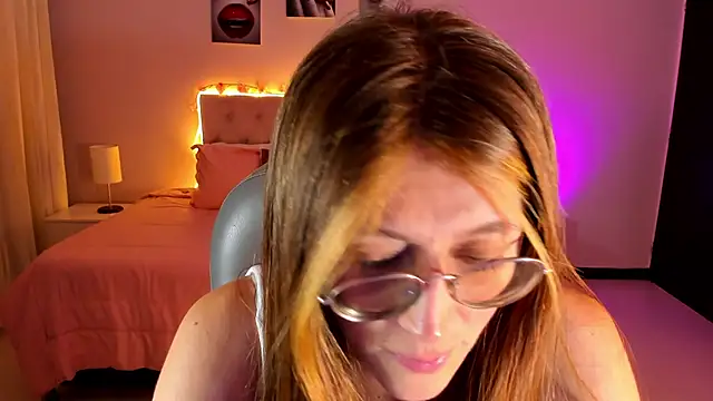 Emily Warren  online show from 19, 3, 2026