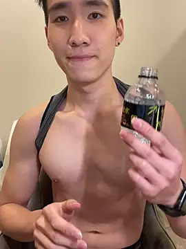 Hon1069 online show from 6, 3, 2025