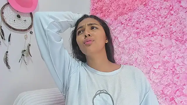 Melodymoore  online show from 3, 3, 2026