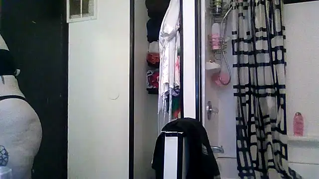 Snapshot of mrstoxox4594 chatting on 21, 9, 2025 mrstoxox4594 online show from 21, 9, 2025