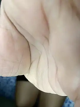 Snapshot of neha_rohan12 chatting on 26, 2, 2025 neha rohan12 online show from 26, 2, 2025