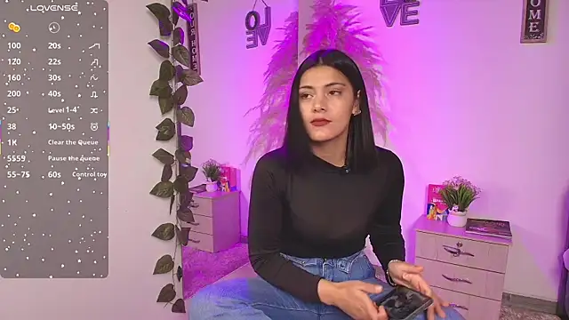 Snapshot of miaoconell chatting on 16, 7, 2026 miaoconell online show from 16, 7, 2026