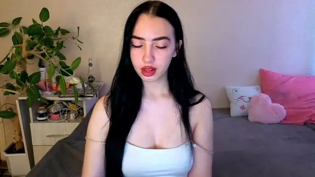 Snapshot of WildKittenX_ chatting on 20, 6, 2026 WildKittenX online show from 20, 6, 2026
