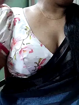 Snapshot of abinaya26 chatting on 18, 3, 2026 abinaya26 online show from 18, 3, 2026