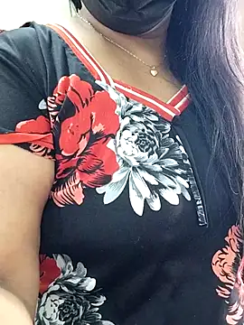 Snapshot of abinaya26 chatting on 5, 4, 2026 abinaya26 online show from 5, 4, 2026