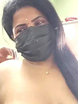 Snapshot of abinaya26 chatting on 8, 4, 2026 abinaya26 online show from 8, 4, 2026